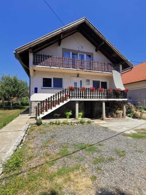 Apartman Pavelic Lovinac (Lika-Senj) Exterior foto